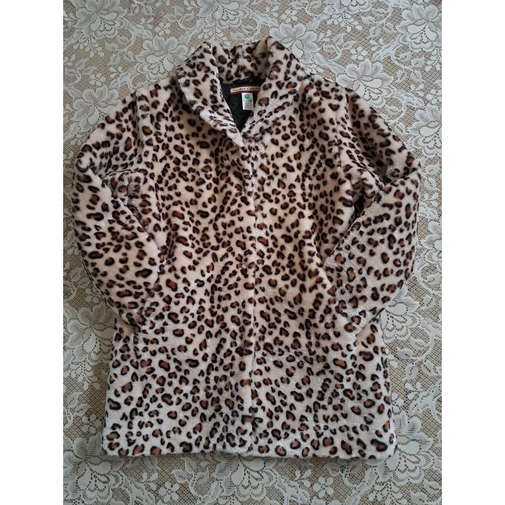 Tudor Court Women's ‎ Leopard Print Polyester Faux Fur Winter Coat Pre-owned